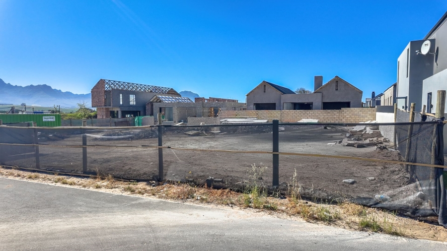 4 Bedroom Property for Sale in Longlands Country Estate Western Cape